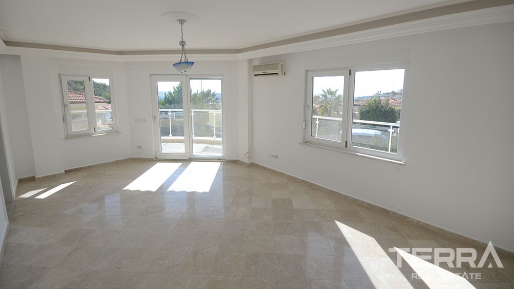 Detached villa for sale in Oba, Alanya - 7092