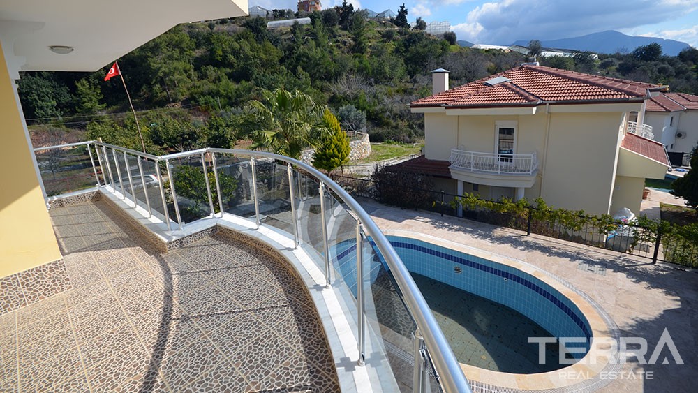 Detached villa for sale in Oba, Alanya - 7101