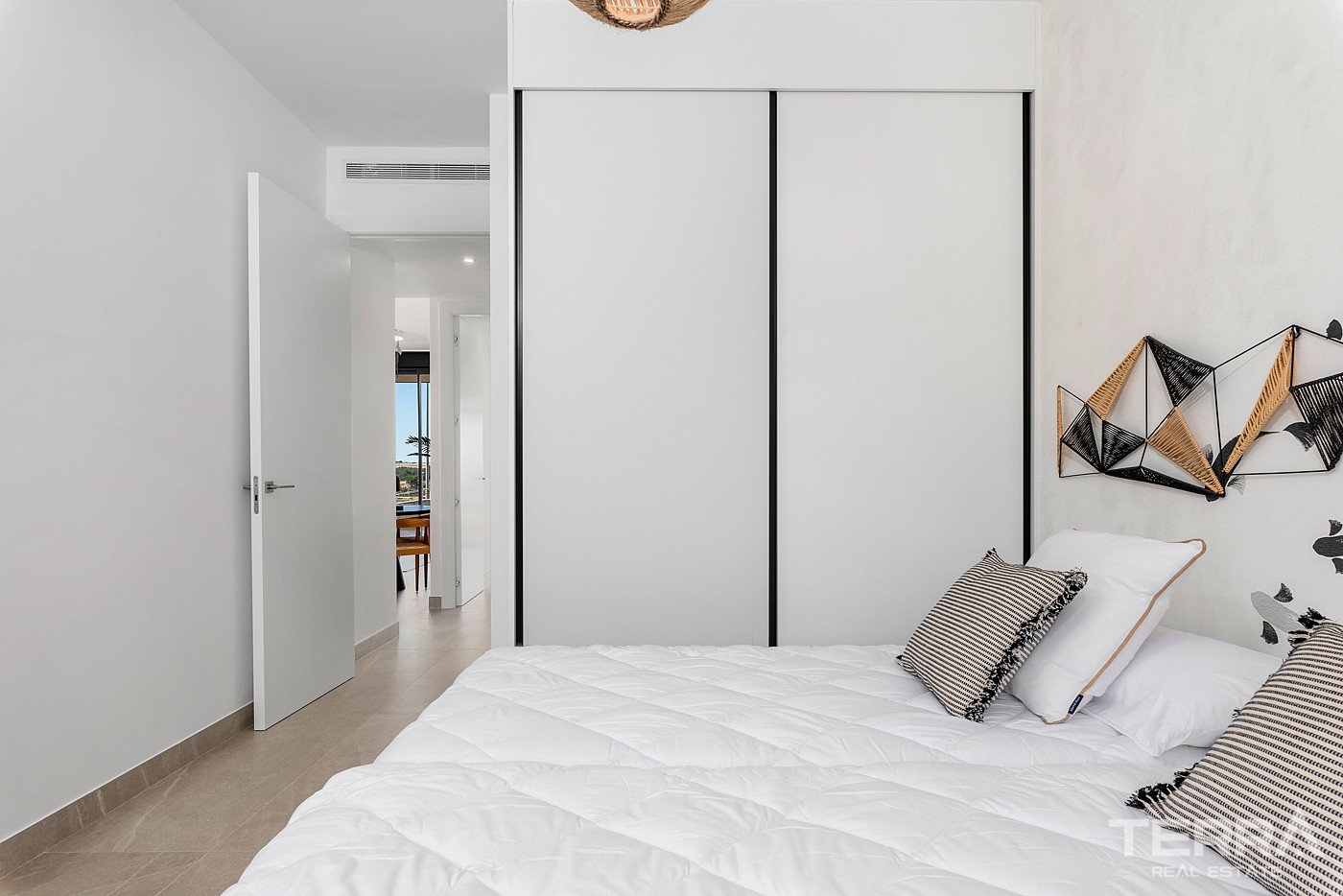 Apartments for Sale in Alicante, Costa Blanca, Spain - 119859