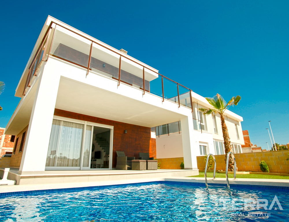 Semi-Detached Villa for Sale in Santa Pola, Costa Blanca, Spain
