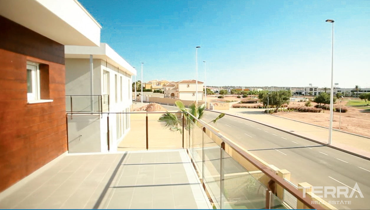 Semi-Detached Villa for Sale in Santa Pola, Costa Blanca, Spain - 120908