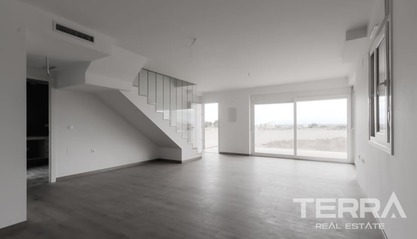 Semi-Detached Villa for Sale in Santa Pola, Costa Blanca, Spain - 120911