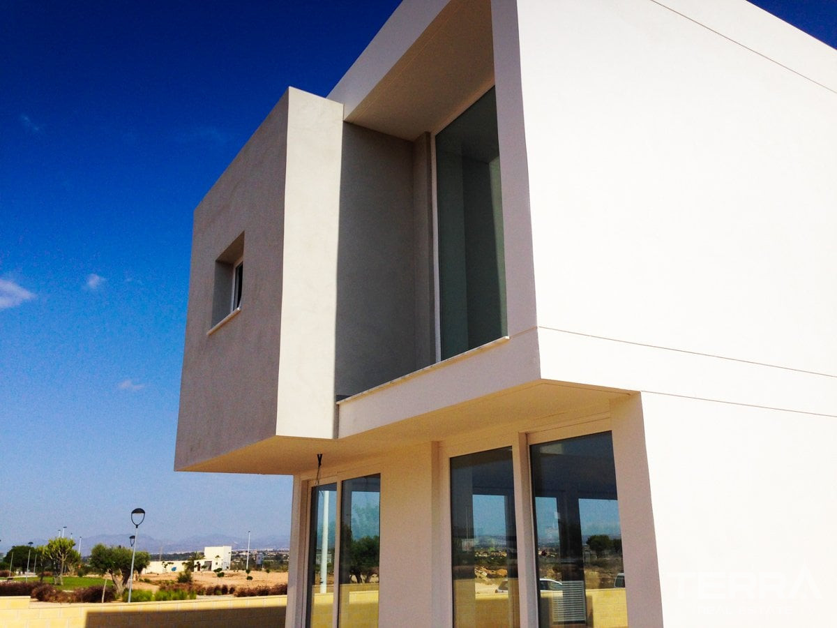 Detached Villas for Sale in Santa Pola, Costa Blanca, Spain - 120927