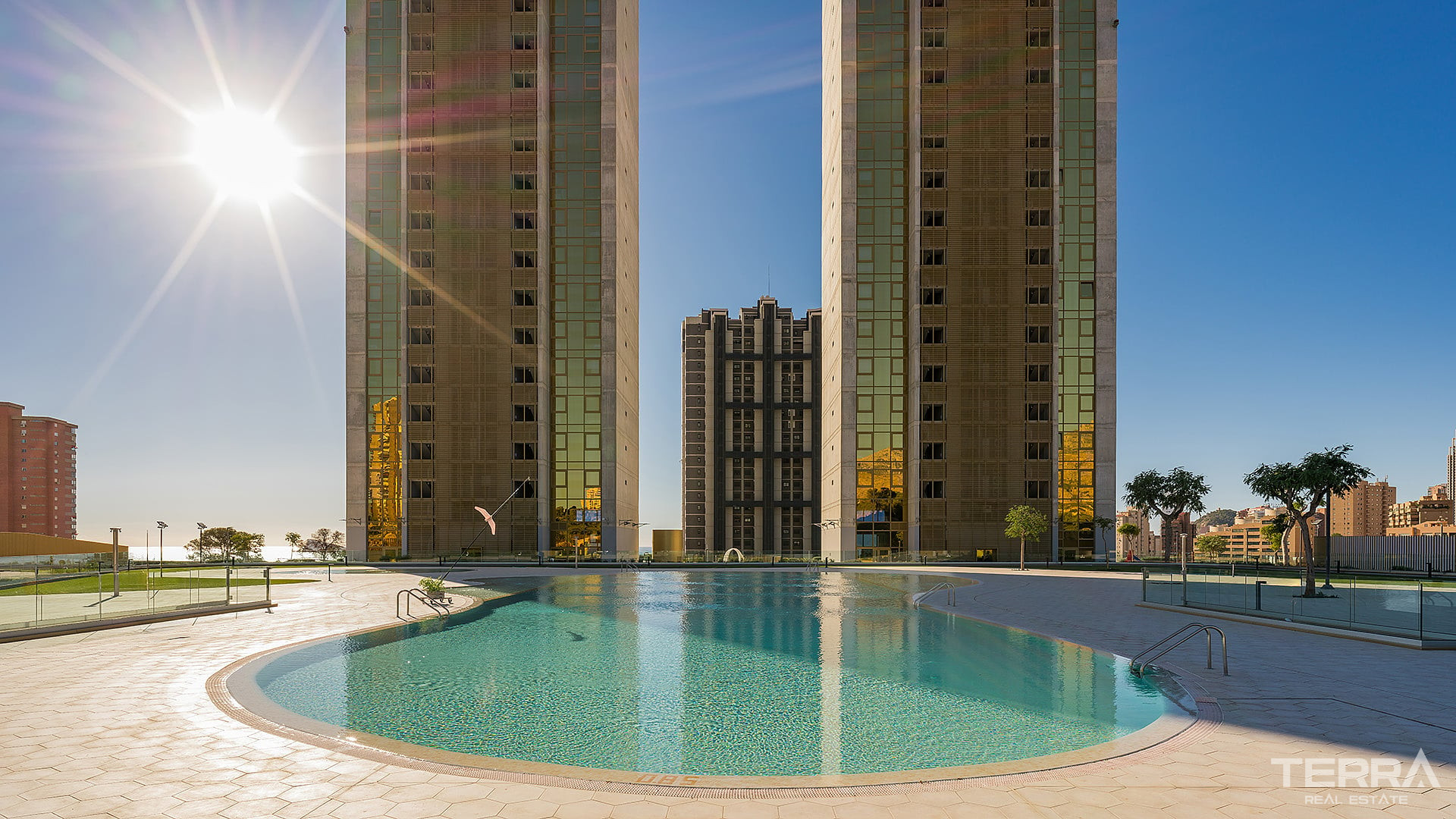 Sea View Apartments for Sale in Benidorm, Costa Blanca, Spain - 121234
