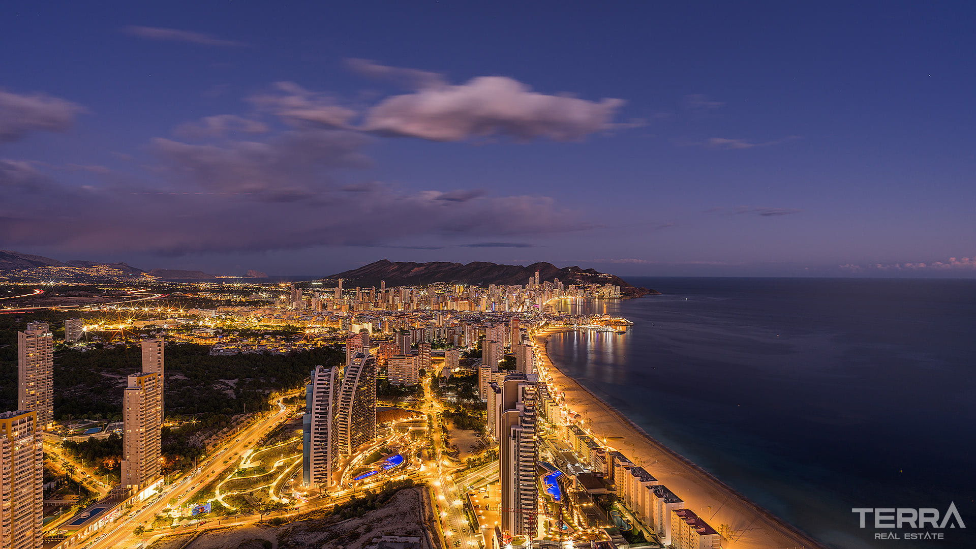 Sea View Apartments for Sale in Benidorm, Costa Blanca, Spain - 121239