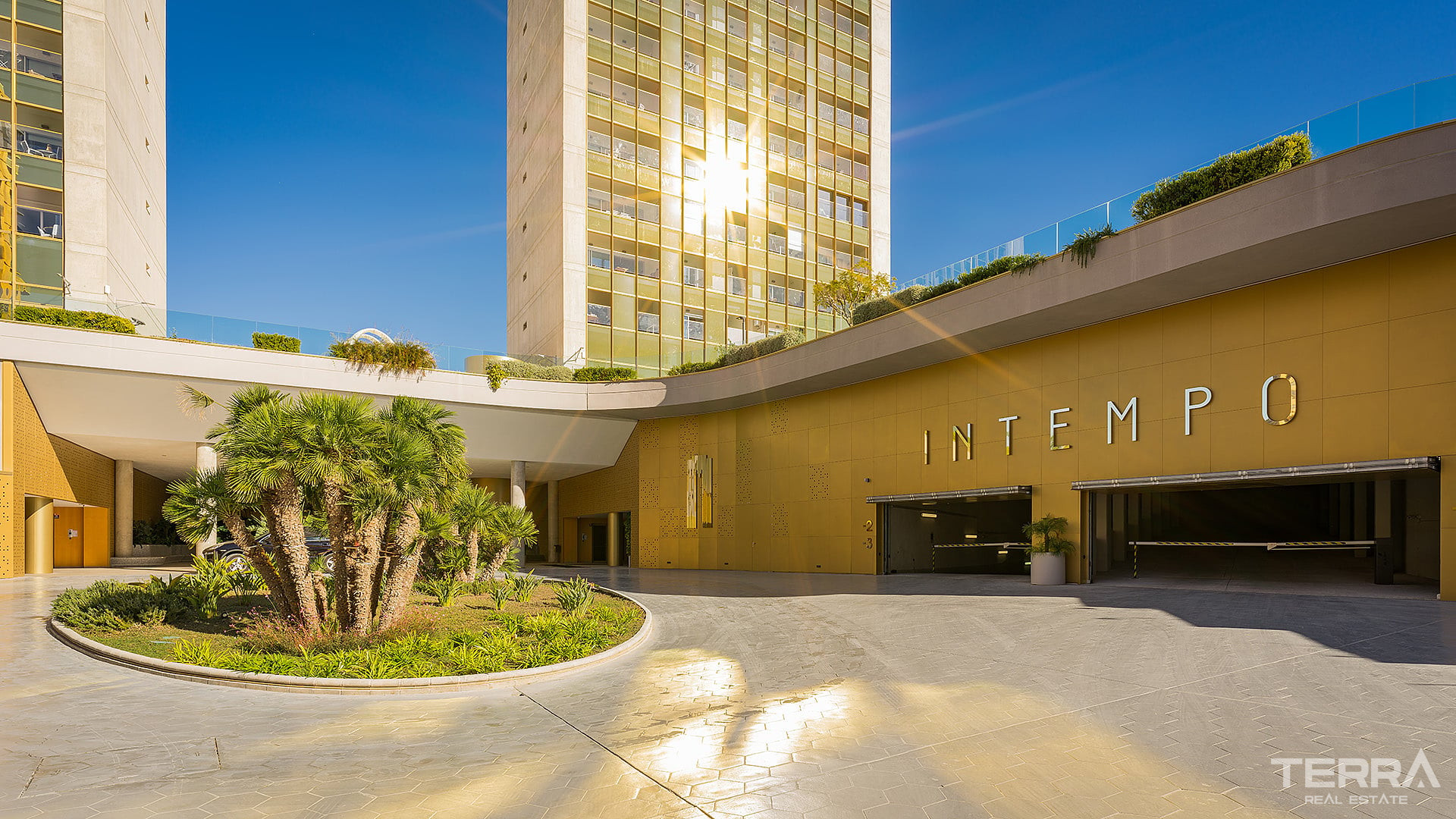 Sea View Apartments for Sale in Benidorm, Costa Blanca, Spain - 121240