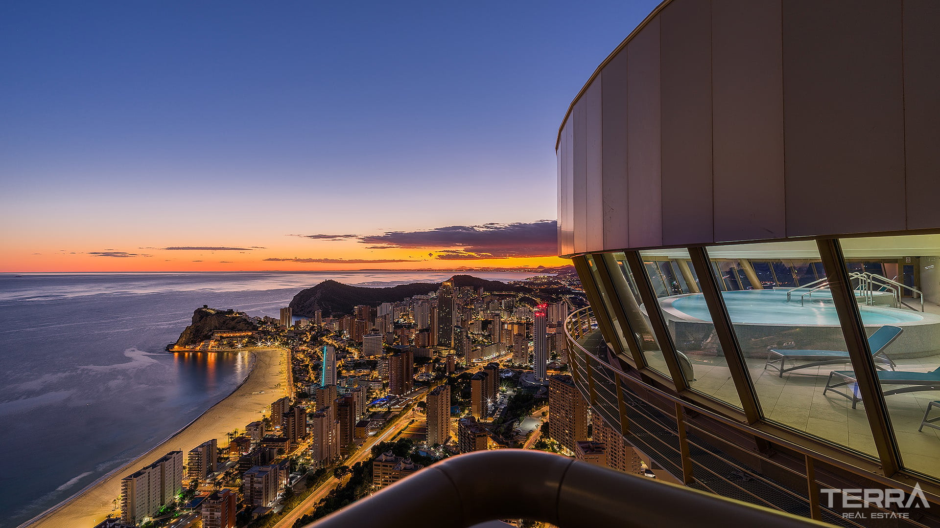 Sea View Apartments for Sale in Benidorm, Costa Blanca, Spain - 121247