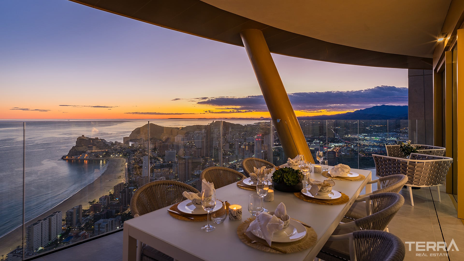 Sea View Apartments for Sale in Benidorm, Costa Blanca, Spain - 121248