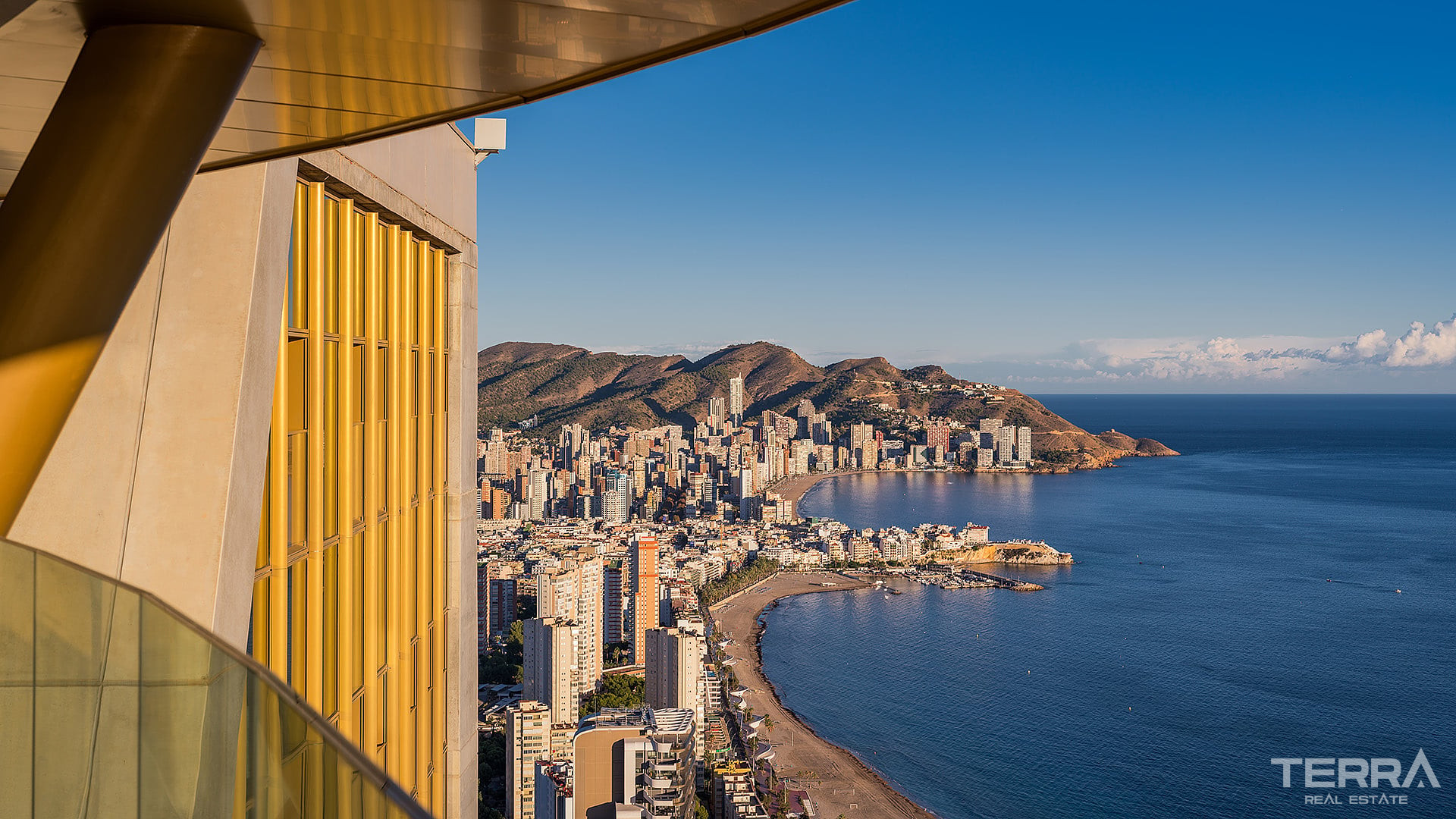 Sea View Apartments for Sale in Benidorm, Costa Blanca, Spain - 121251