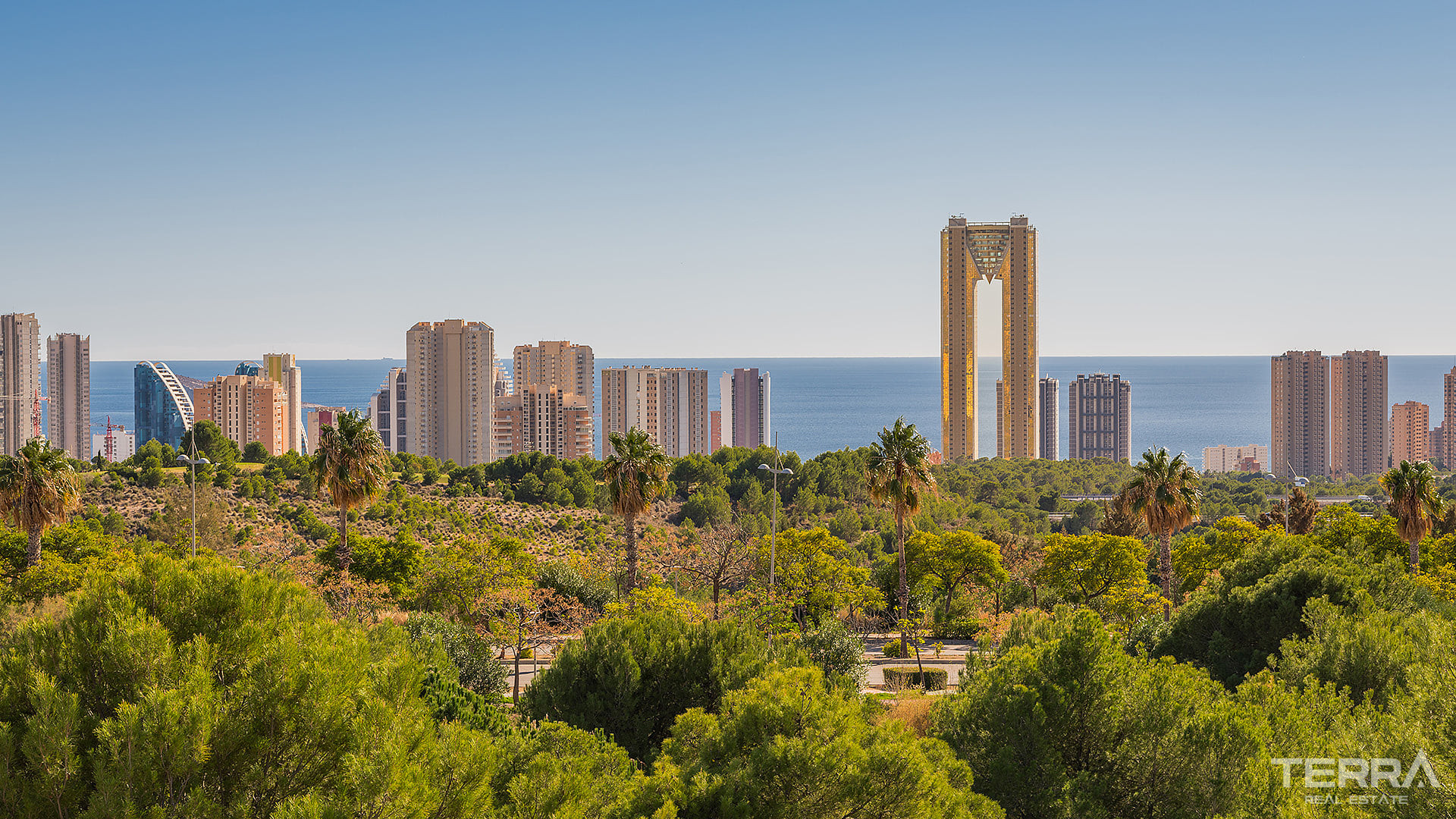 Sea View Apartments for Sale in Benidorm, Costa Blanca, Spain - 121258