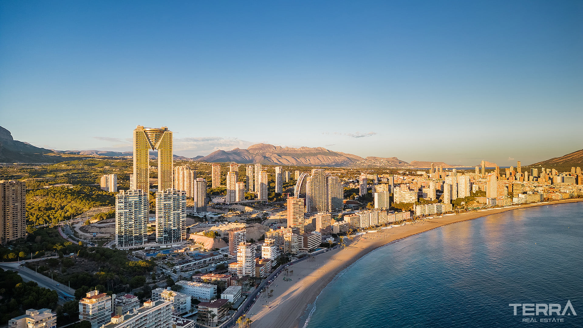 Sea View Apartments for Sale in Benidorm, Costa Blanca, Spain - 121259