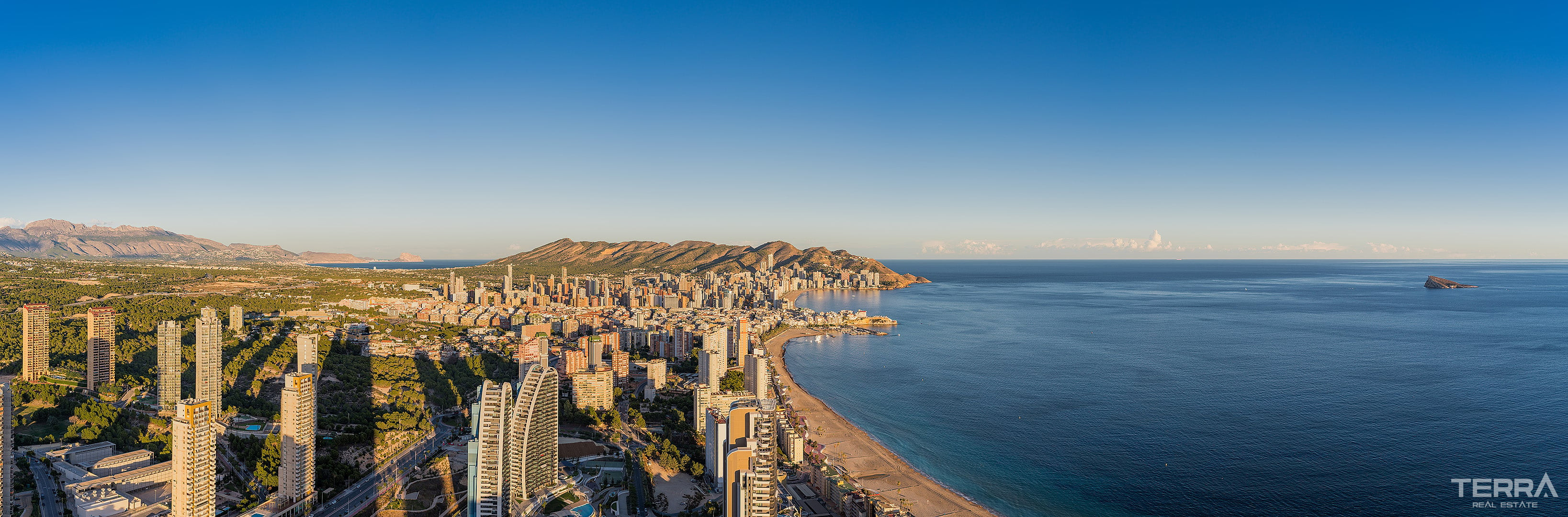 Sea View Apartments for Sale in Benidorm, Costa Blanca, Spain - 121260
