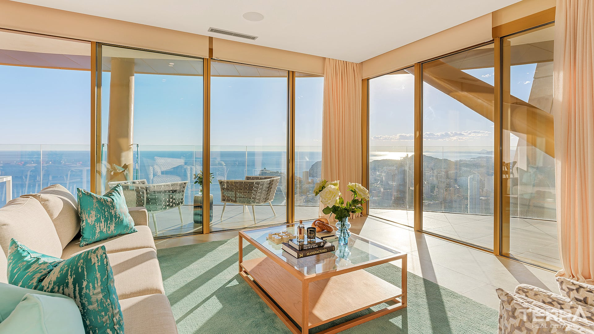 Sea View Apartments for Sale in Benidorm, Costa Blanca, Spain - 121262