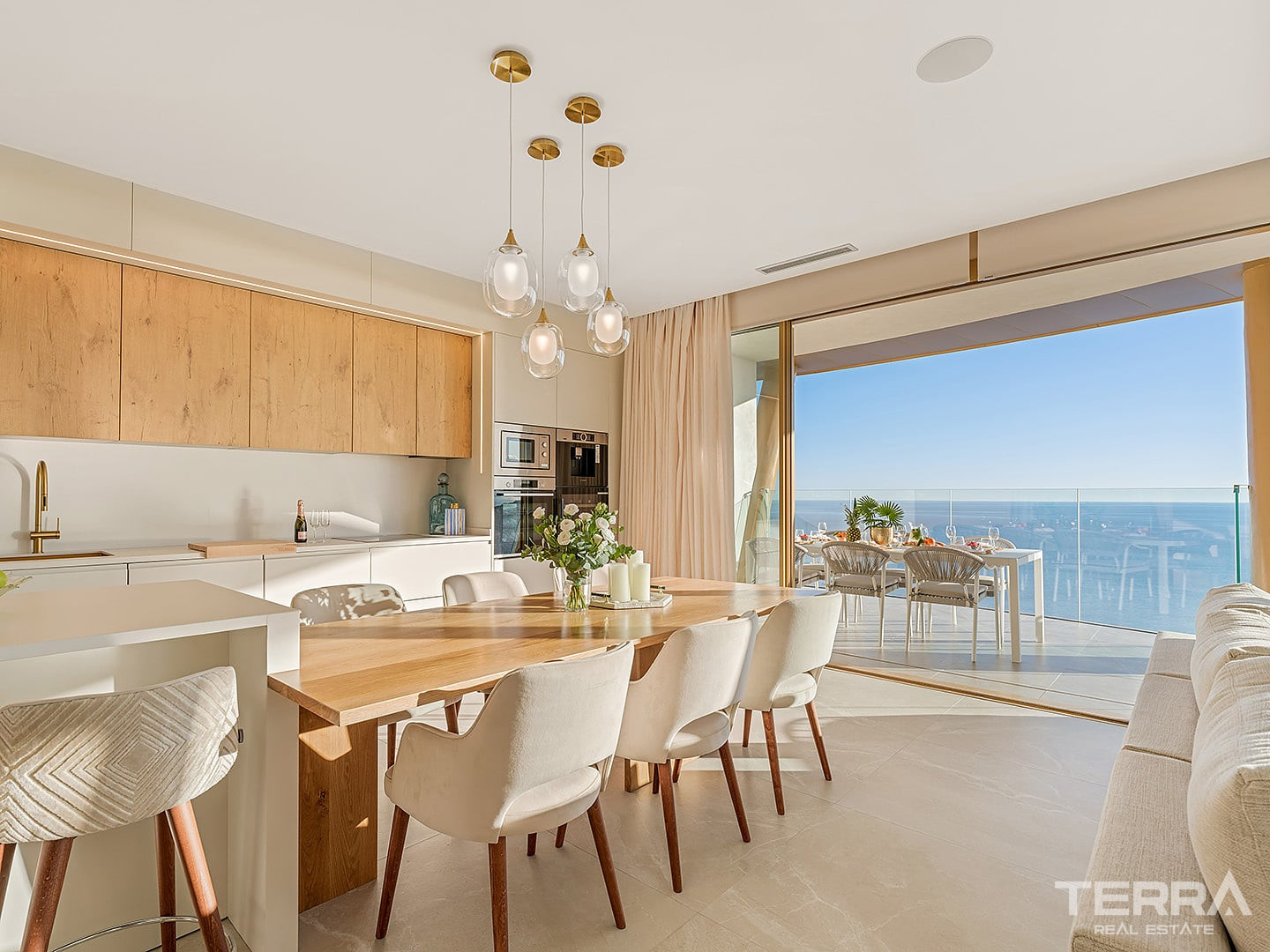 Sea View Apartments for Sale in Benidorm, Costa Blanca, Spain - 121264