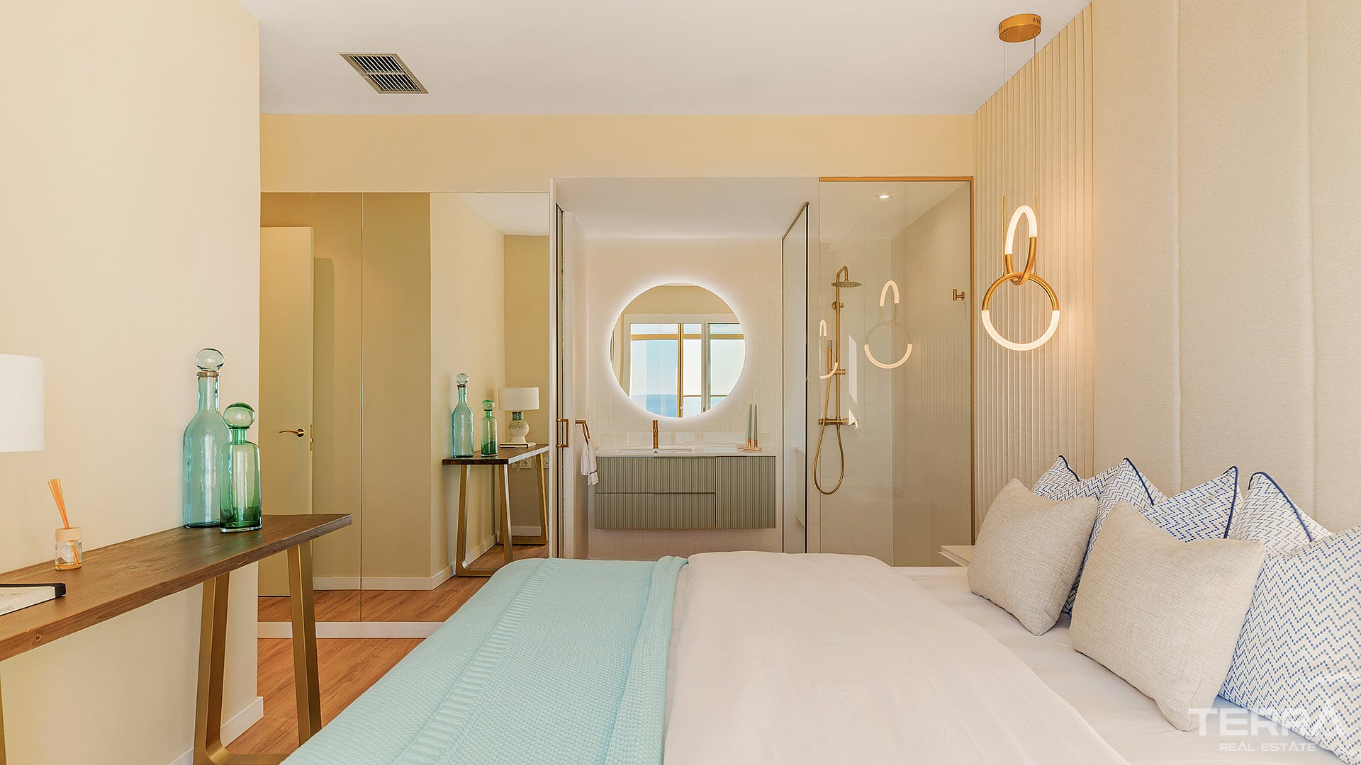Sea View Apartments for Sale in Benidorm, Costa Blanca, Spain - 121275