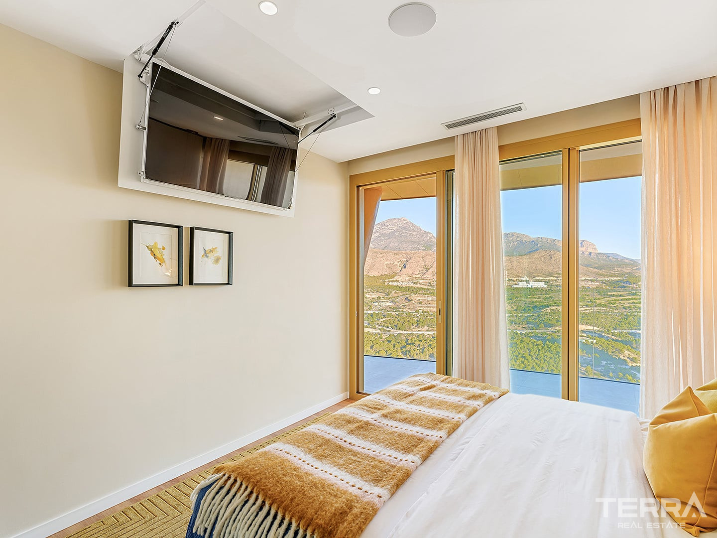 Sea View Apartments for Sale in Benidorm, Costa Blanca, Spain - 121277