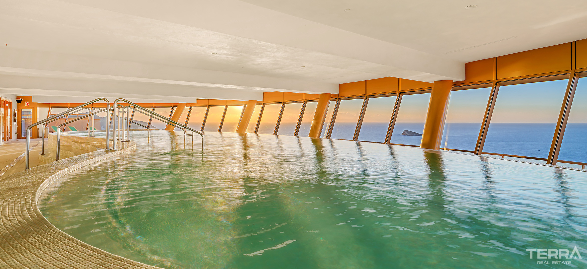 Sea View Apartments for Sale in Benidorm, Costa Blanca, Spain - 121283