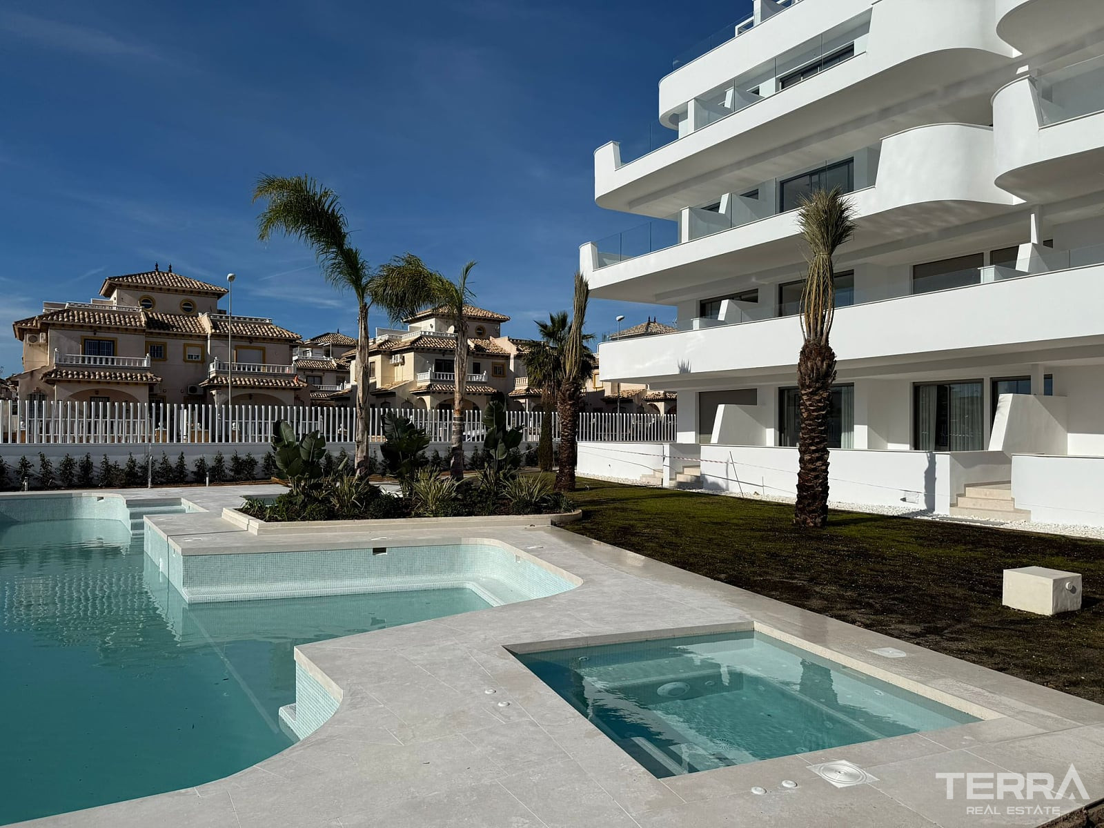 Apartments for Sale in Orihuela, Costa Blanca, Spain