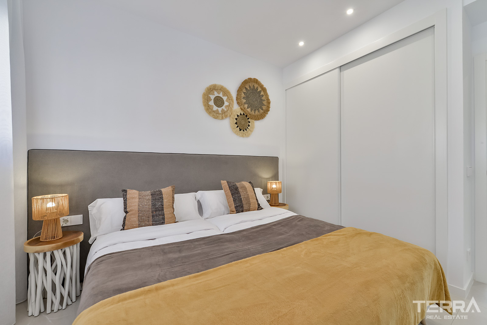 Sea View Apartments for Sale in Finestrat, Costa Blanca, Spain - 121820