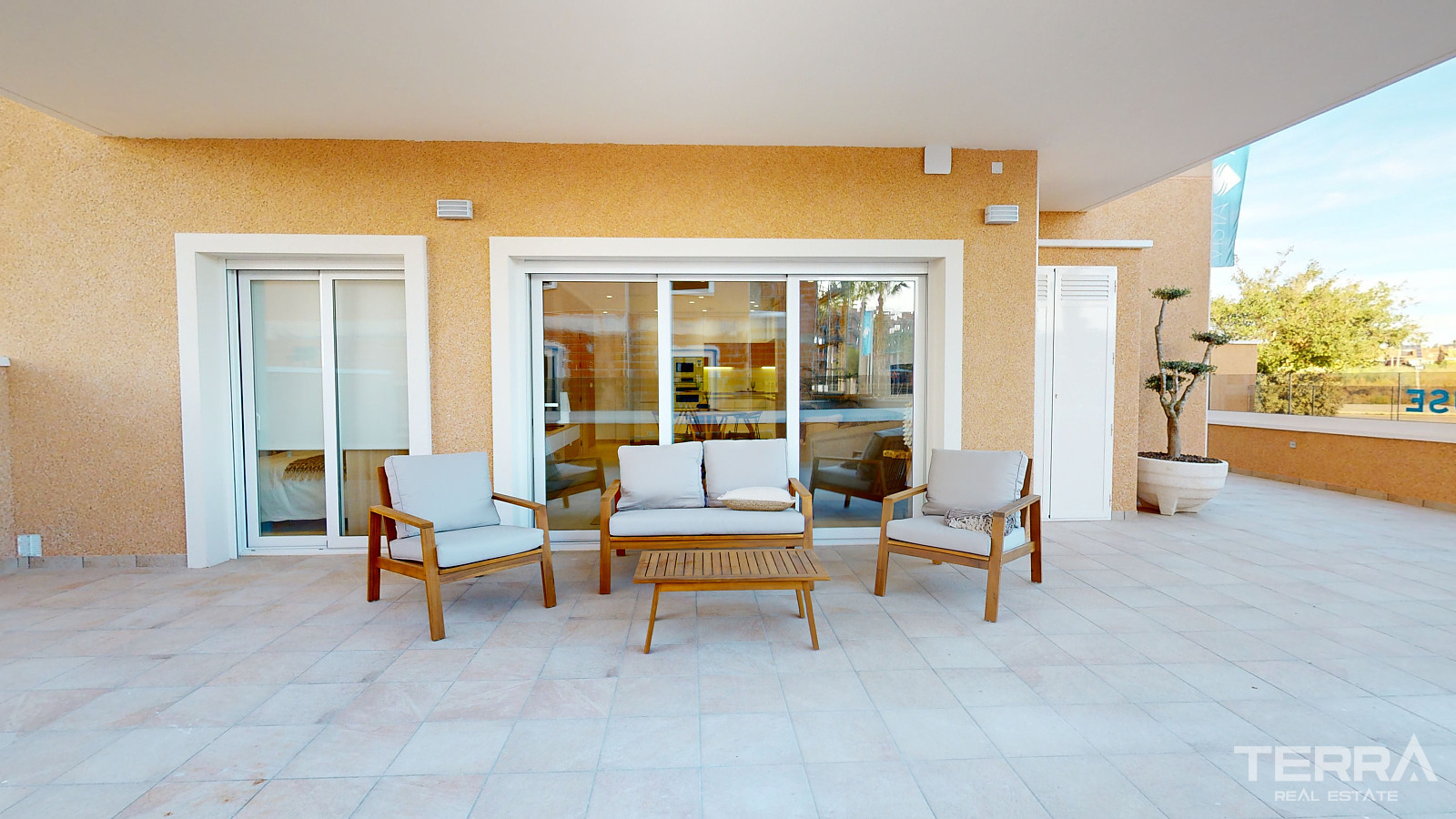 Luxury Apartments for Sale in El Raso, Costa Blanca, Spain - 121926