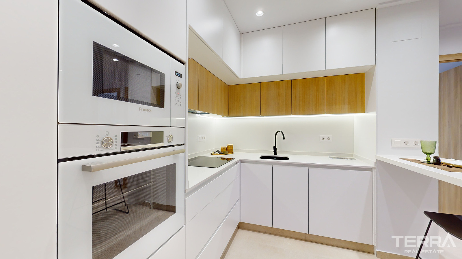 Luxury Apartments for Sale in El Raso, Costa Blanca, Spain - 121941
