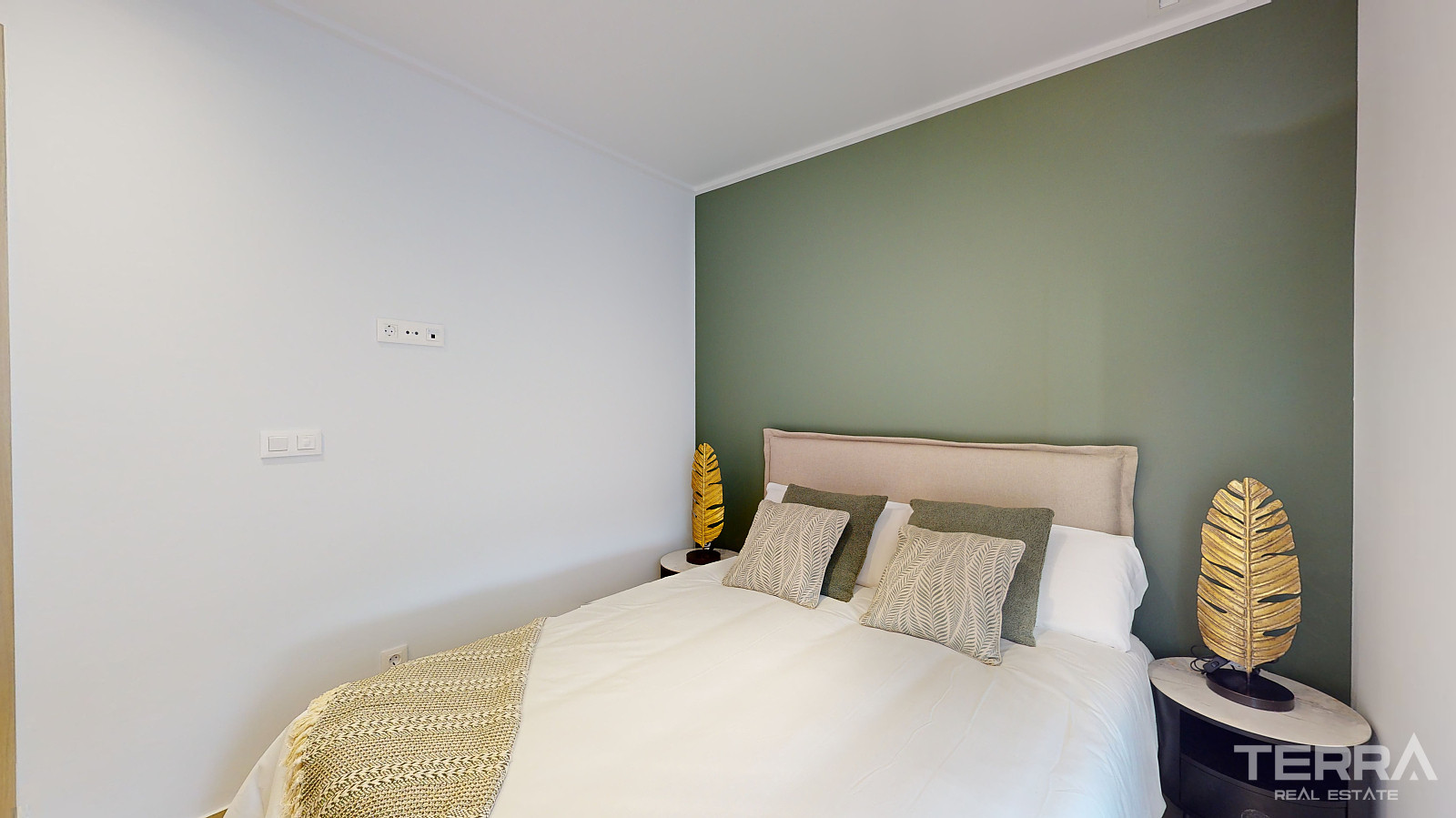 Luxury Apartments for Sale in El Raso, Costa Blanca, Spain - 121945