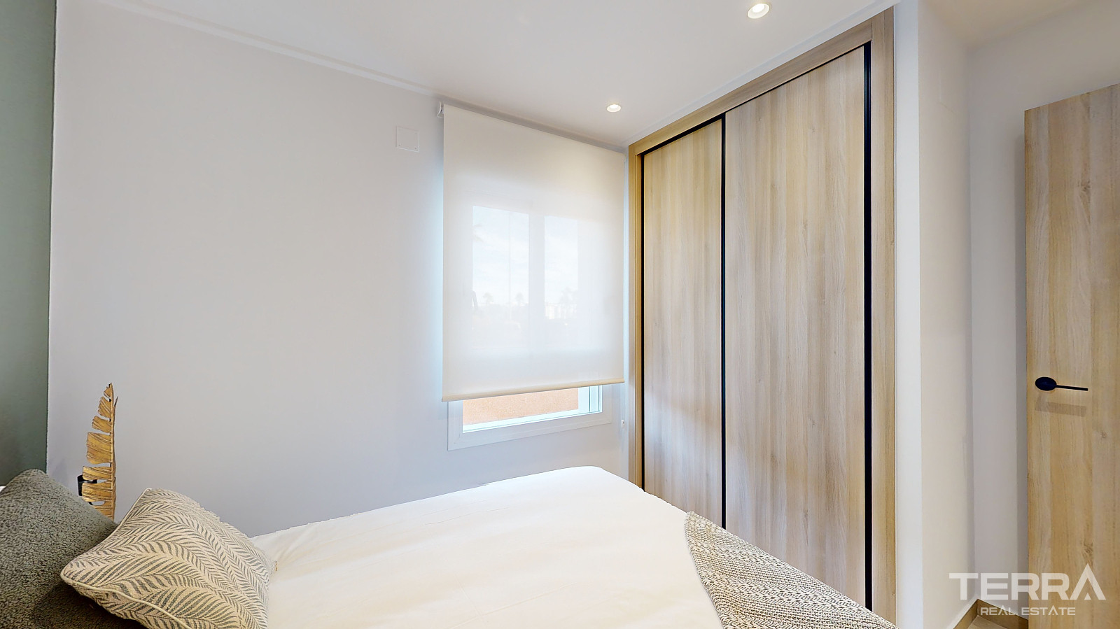 Luxury Apartments for Sale in El Raso, Costa Blanca, Spain - 121947