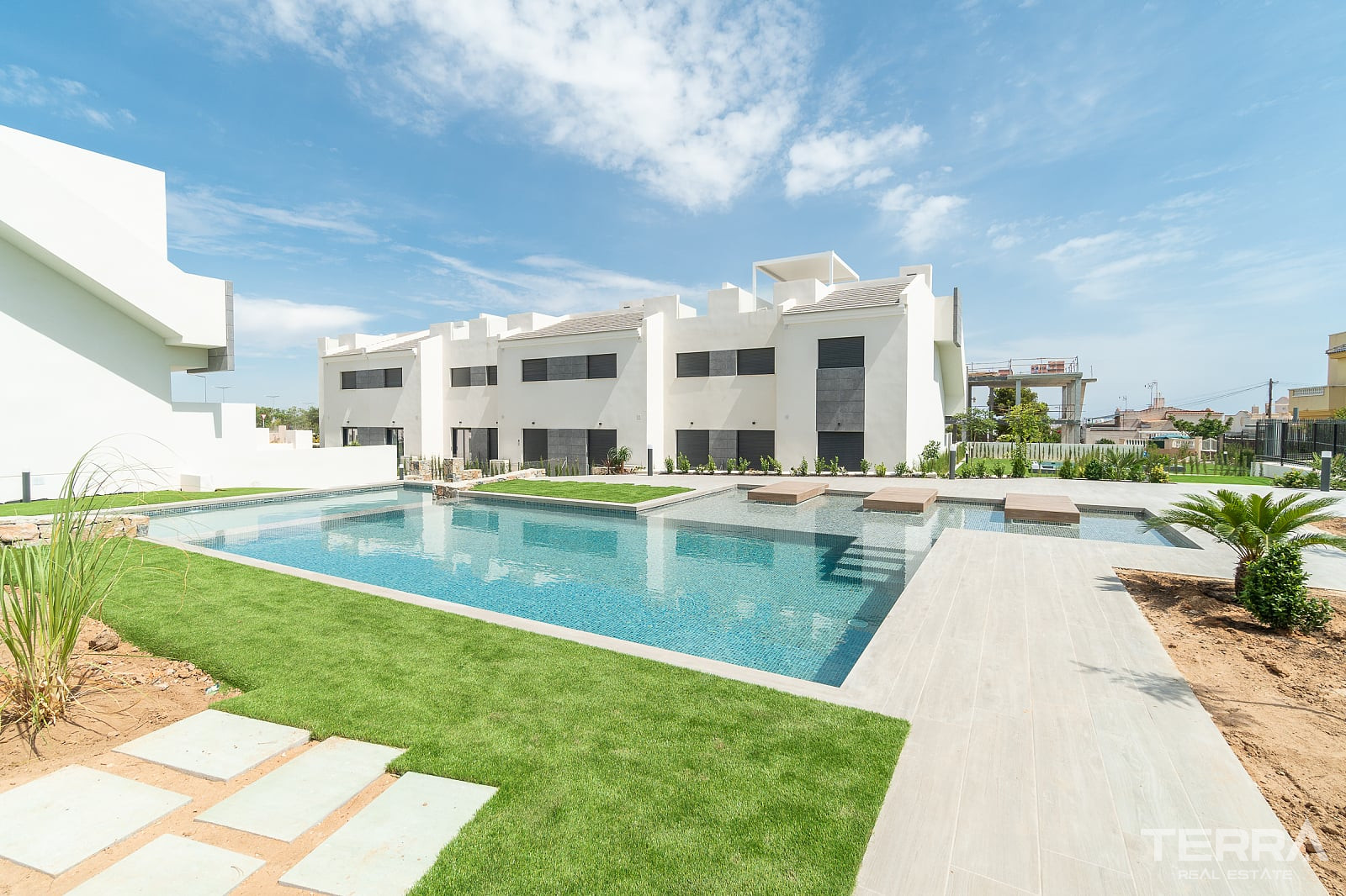 Apartments for Sale in Torrevieja, Costa Blanca, Spain - 123241