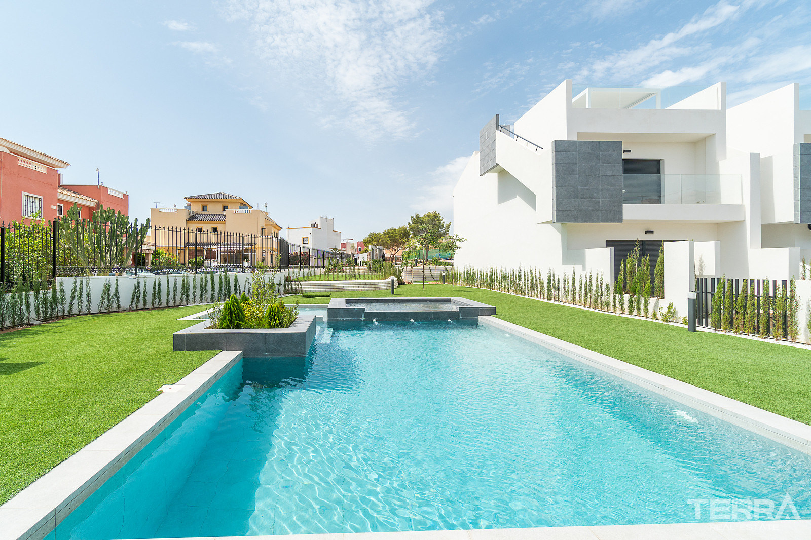 Apartments for Sale in Torrevieja, Costa Blanca, Spain - 123249