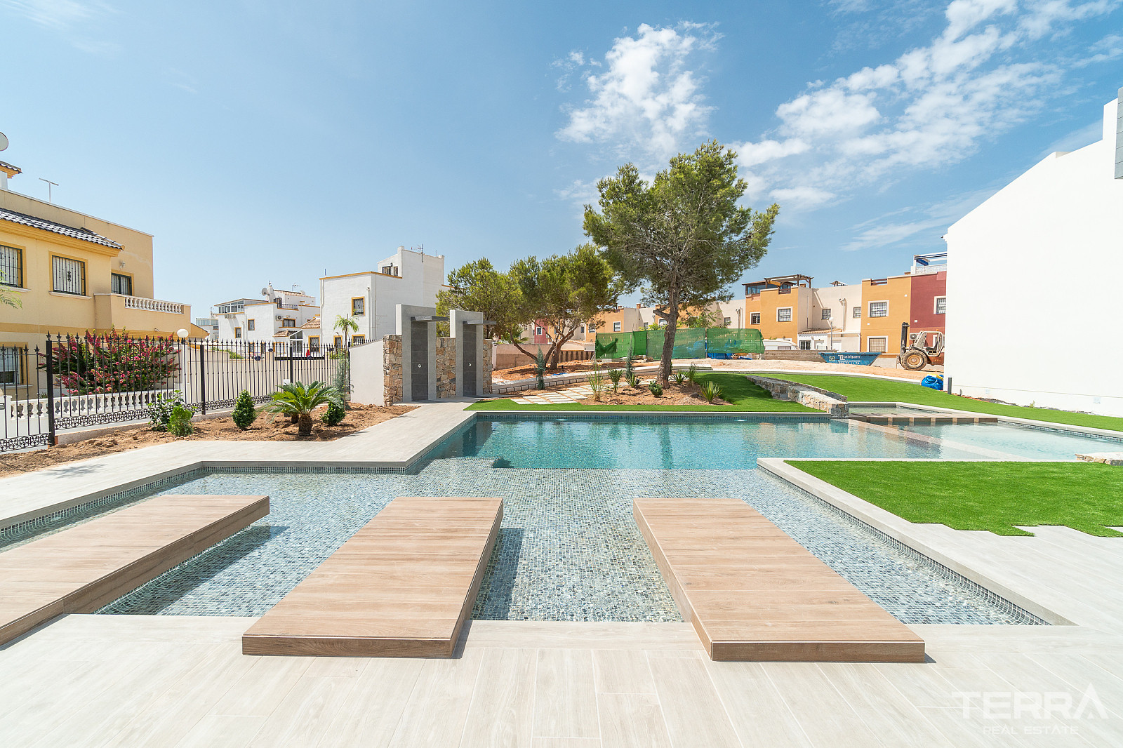 Apartments for Sale in Torrevieja, Costa Blanca, Spain - 123250