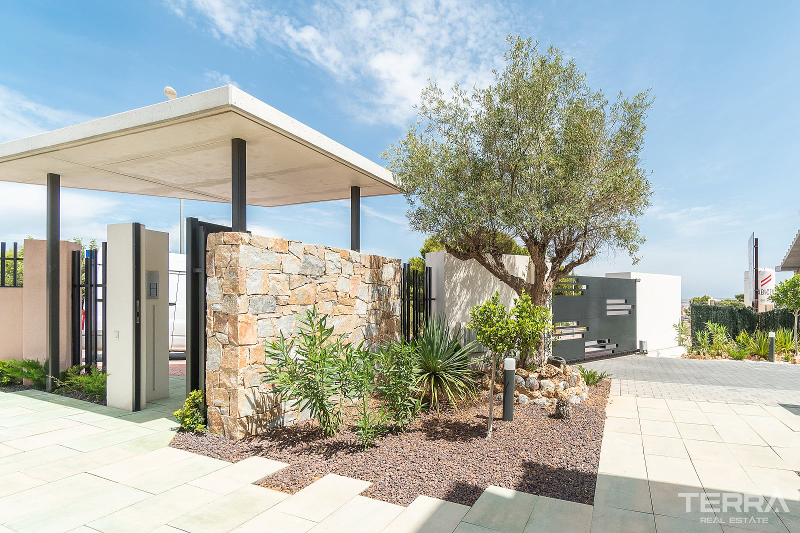 Apartments for Sale in Torrevieja, Costa Blanca, Spain - 123257