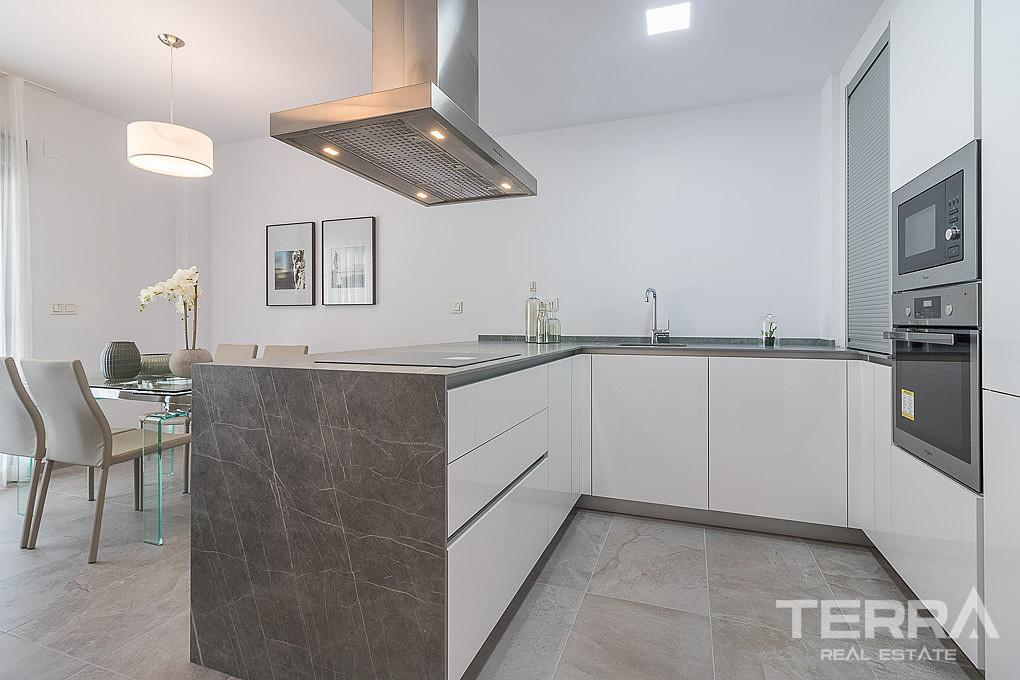 Apartments for Sale in Torrevieja, Costa Blanca, Spain - 123275
