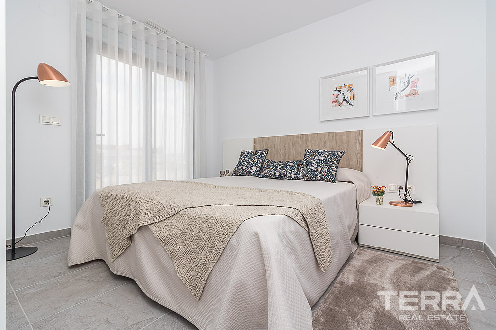 Apartments for Sale in Torrevieja, Costa Blanca, Spain - 123283