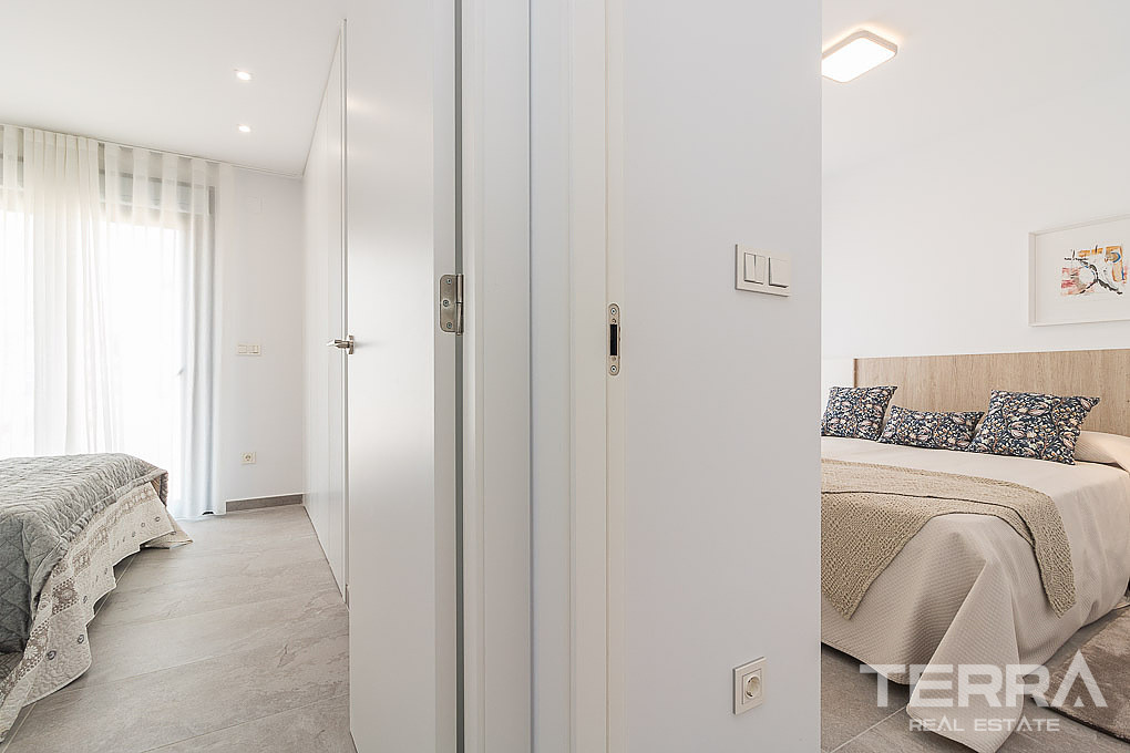 Apartments for Sale in Torrevieja, Costa Blanca, Spain - 123286