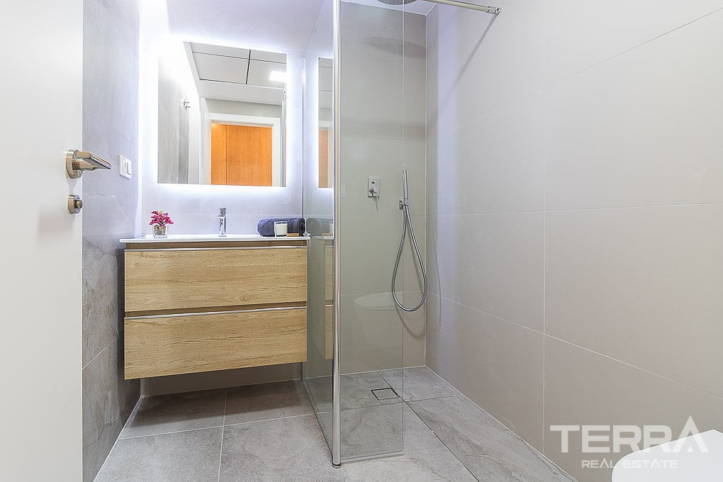 Apartments for Sale in Torrevieja, Costa Blanca, Spain - 123293