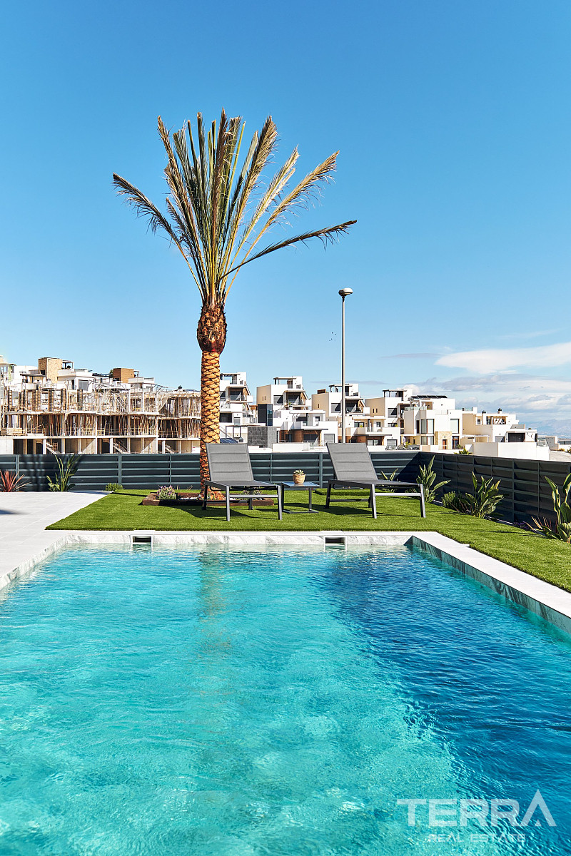 Detached Villas for Sale in San Miguel de Salinas, Costa Blanca, Spain - 123568