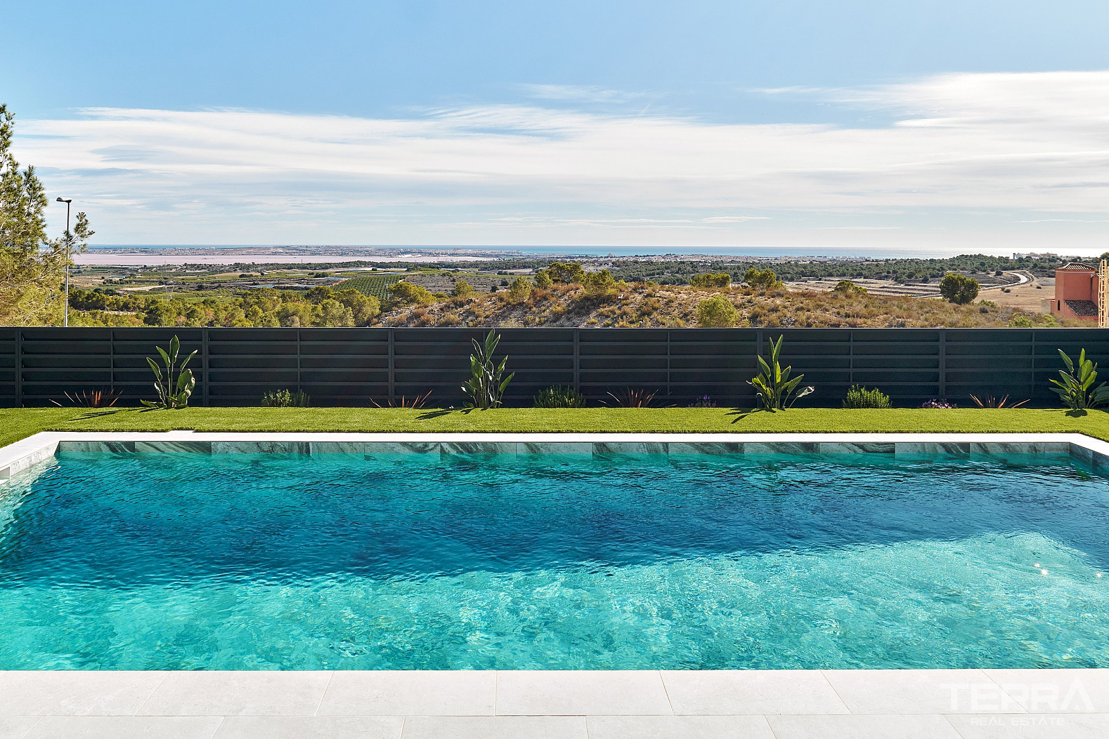 Detached Villas for Sale in San Miguel de Salinas, Costa Blanca, Spain - 123571