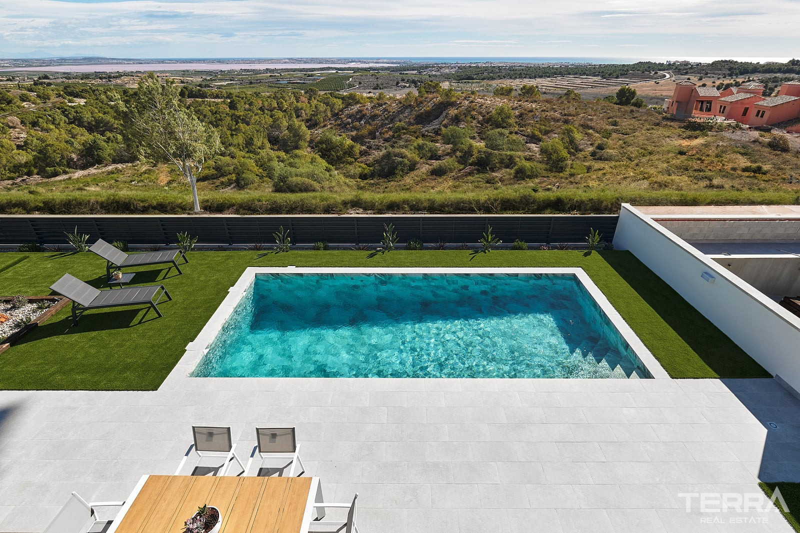 Detached Villas for Sale in San Miguel de Salinas, Costa Blanca, Spain - 123572