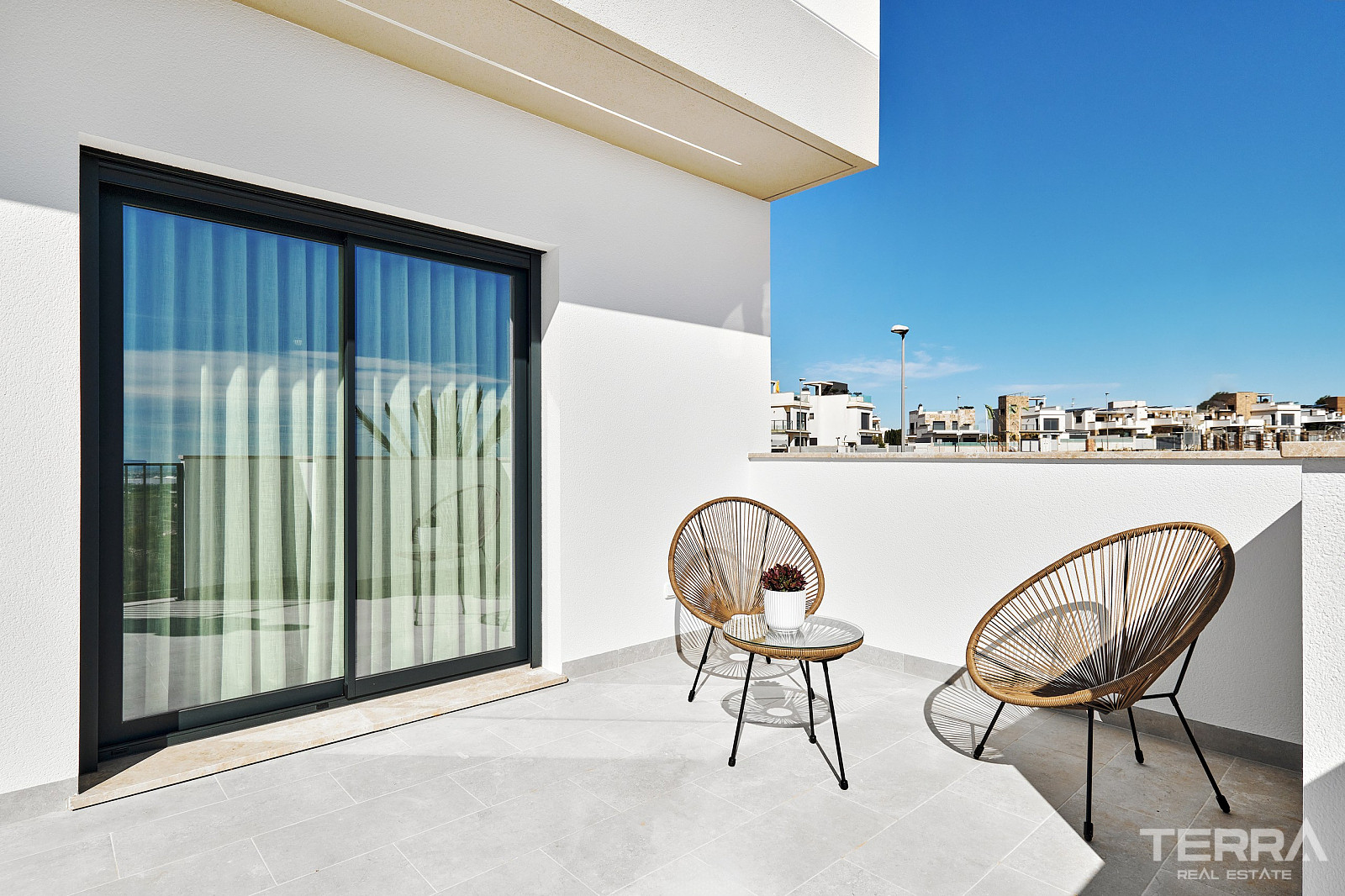 Detached Villas for Sale in San Miguel de Salinas, Costa Blanca, Spain - 123587