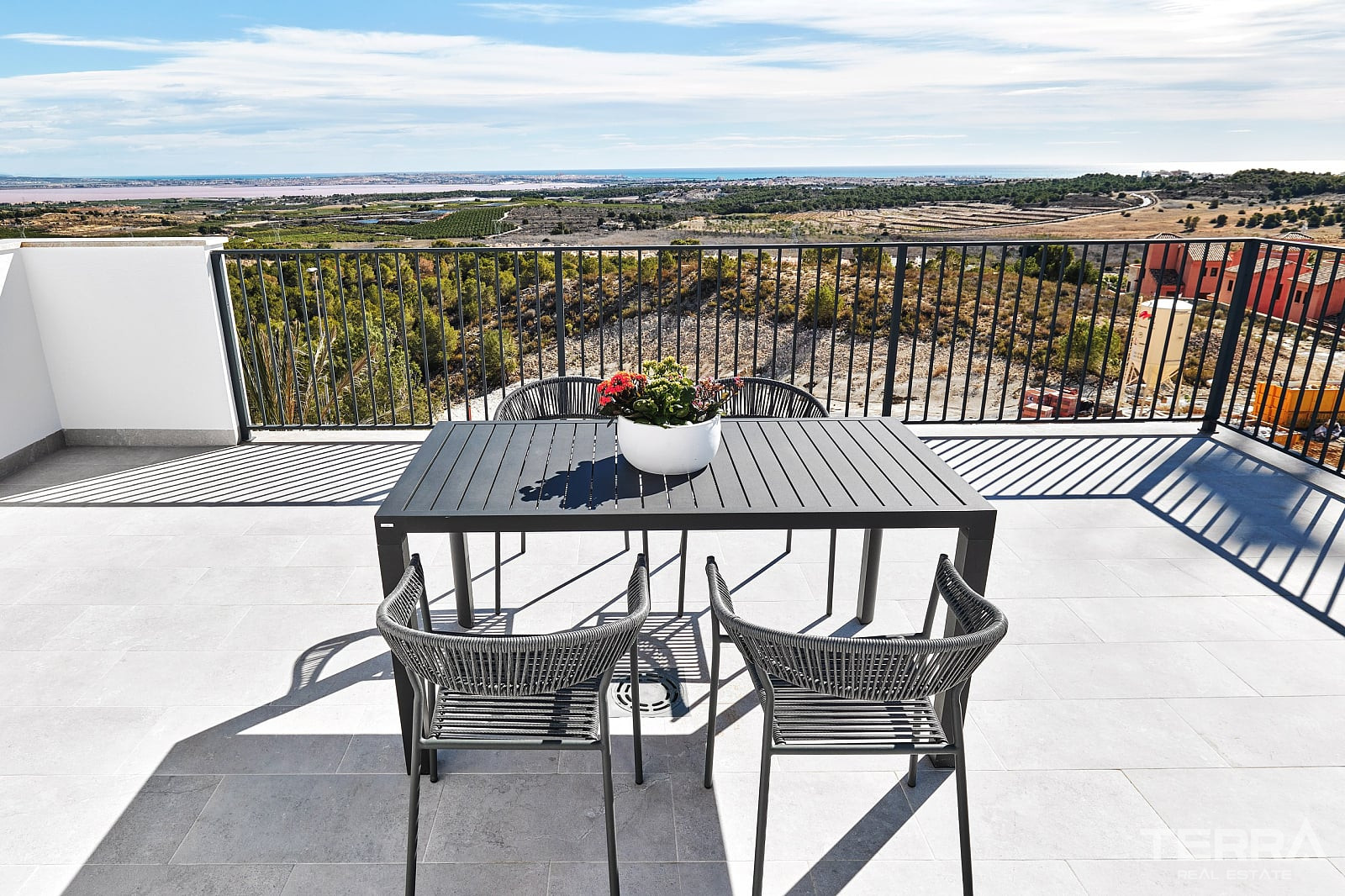 Detached Villas for Sale in San Miguel de Salinas, Costa Blanca, Spain - 123593