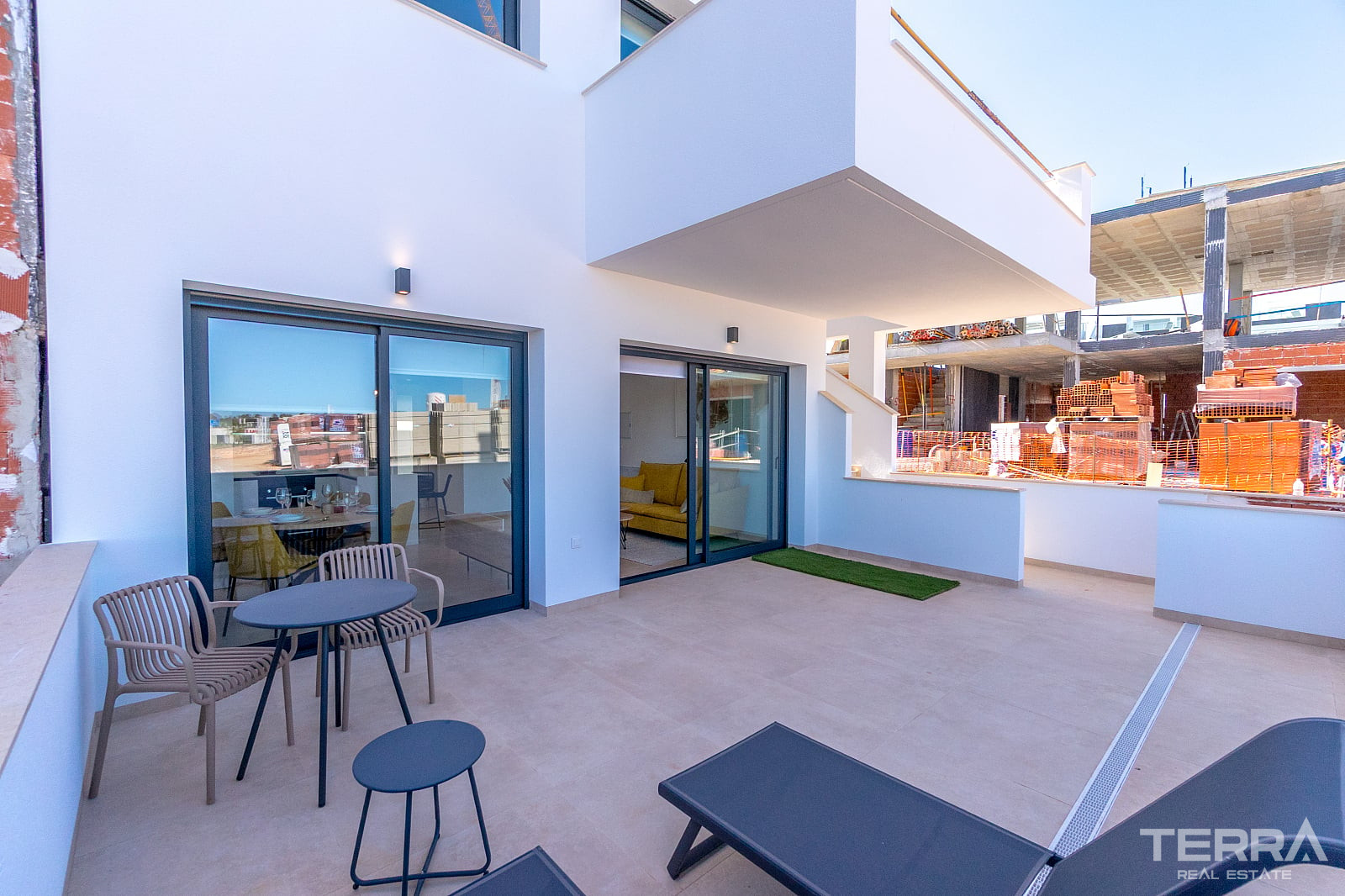 Apartments for Sale in Torrevieja, Costa Blanca, Spain - 123640