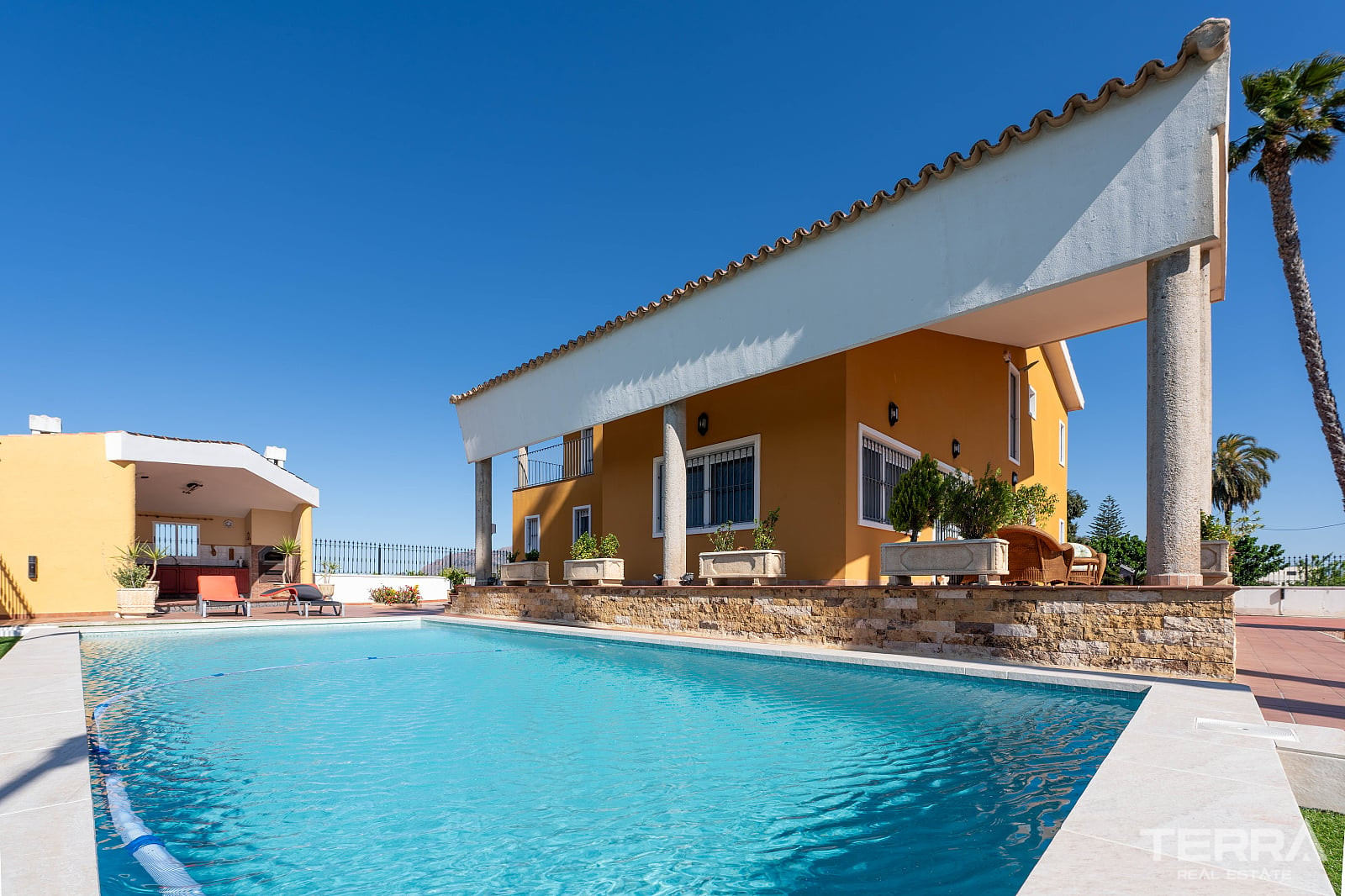 Detached Villa for Sale in Orihuela, Costa Blanca, Spain