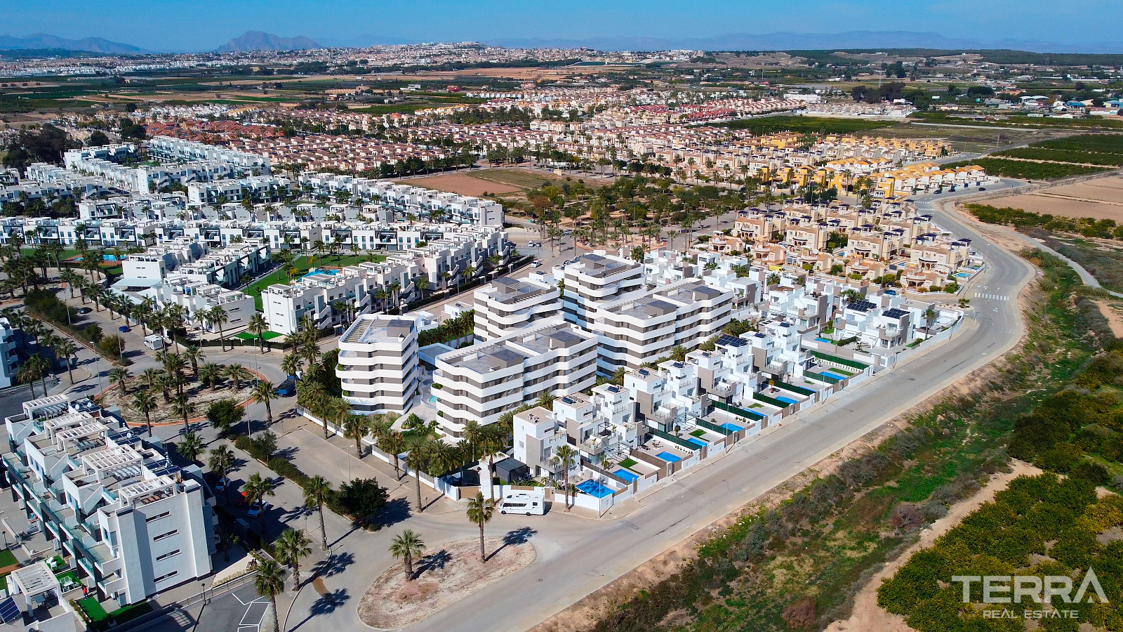 Apartments for Sale in Guardamar del Segura, Costa Blanca, Spain - 124215