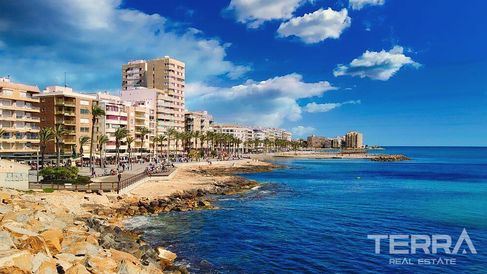 Luxury Villa for Sale in Torrevieja, Costa Blanca, Spain - 124422