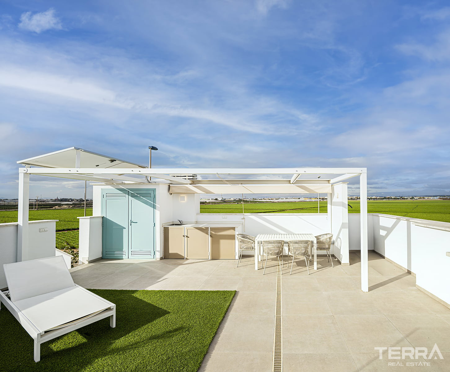 Apartments for Sale in Pilar de la Horadada, Costa Blanca, Spain - 125001