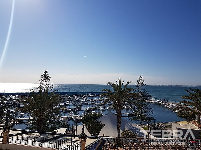 Apartments for Sale in Pilar de la Horadada, Costa Blanca, Spain - 125029