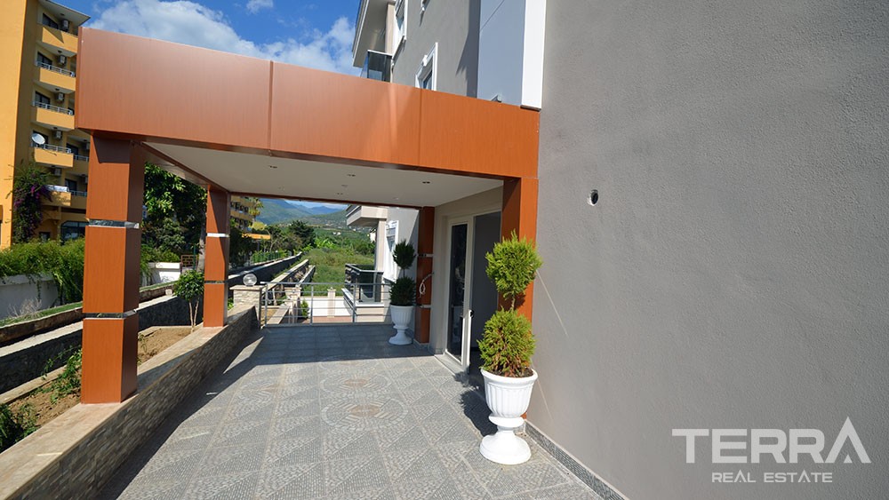 Beach front apartments for sale in Kestel, Alanya - 7419