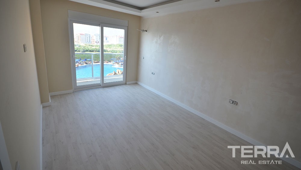Beach front apartments for sale in Kestel, Alanya - 7430