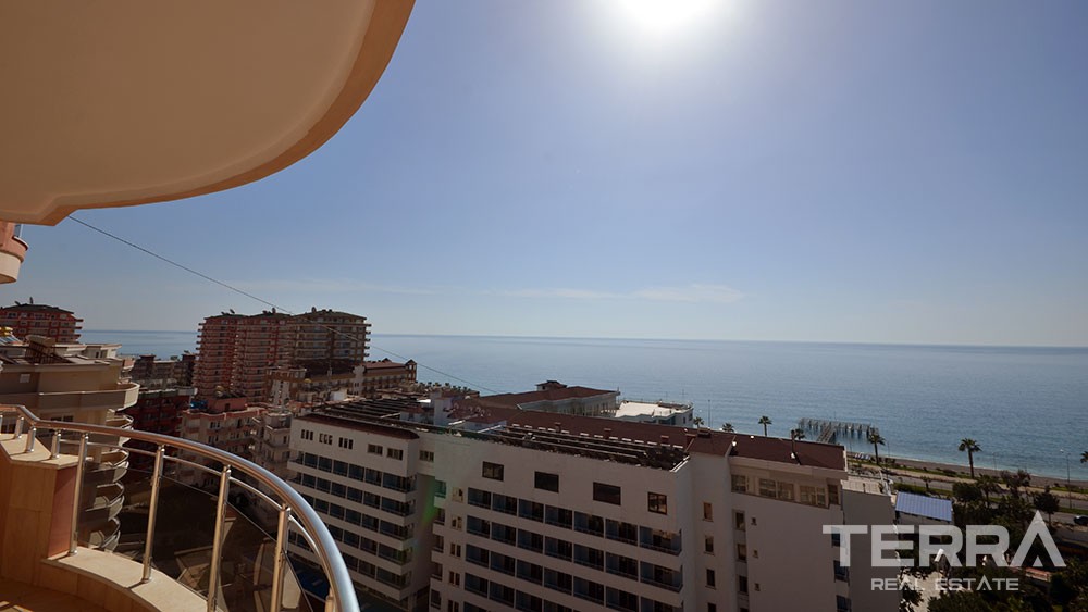 Penthouse direkt am Strand zum Verkauf in Mahmutlar Alanya - 7454
