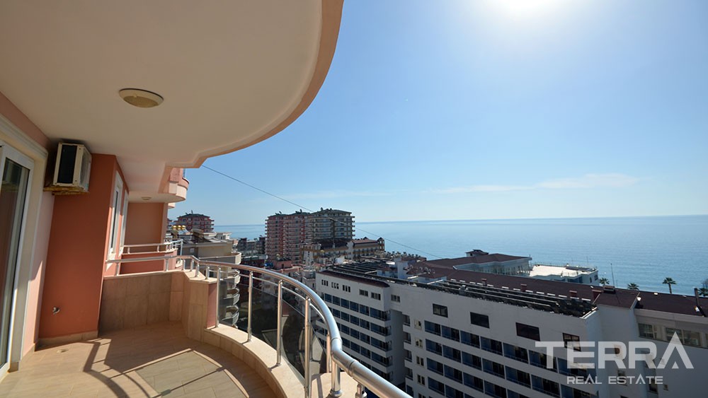 Penthouse direkt am Strand zum Verkauf in Mahmutlar Alanya - 7455